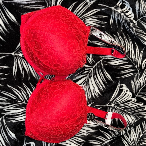 Victoria's Secret Other - Victoria Secret Bombshell Bra